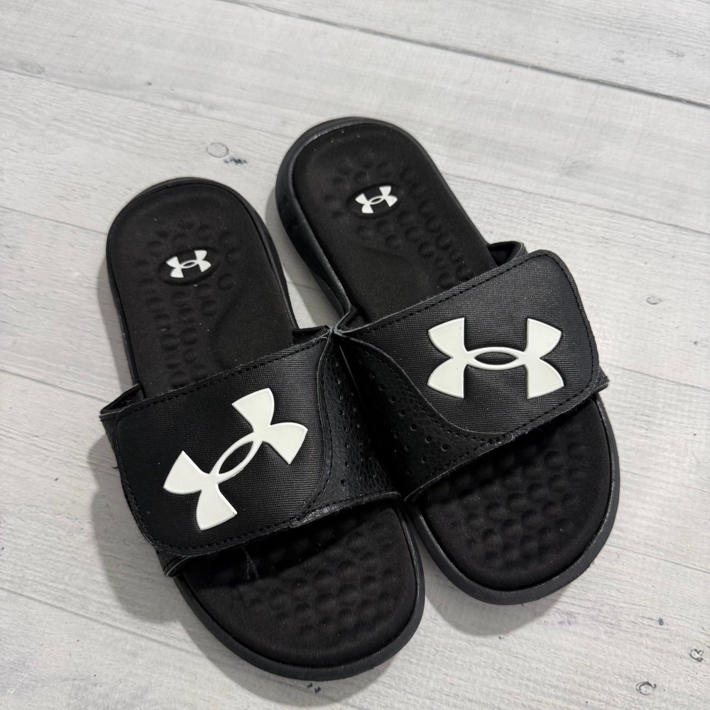 Under Armour kids black slides sandals size 2